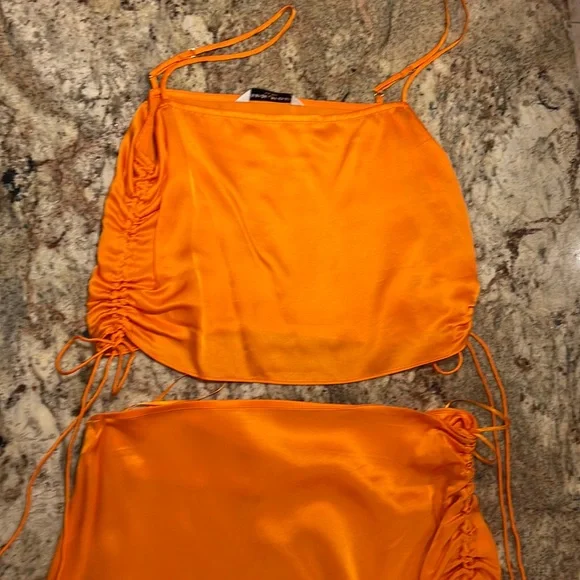 Amanda Uprichard orange silk skirt and crop top set. Tank is XS, Skirt is S - Picture 1 of 8